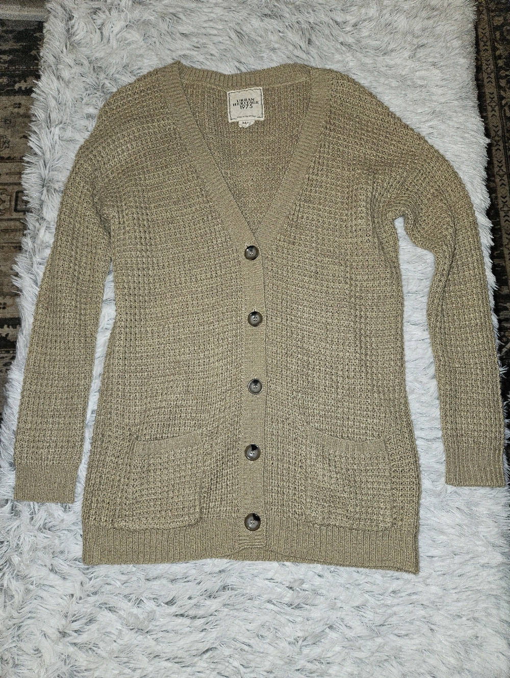 Urban Heritage Tan Waffle Knit Cardigan w/ Pockets – Size Medium